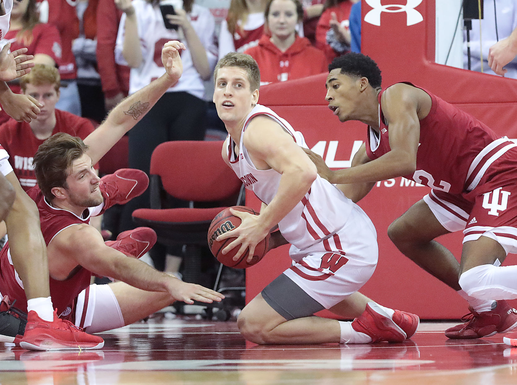 Badgers 84, Hoosiers 64